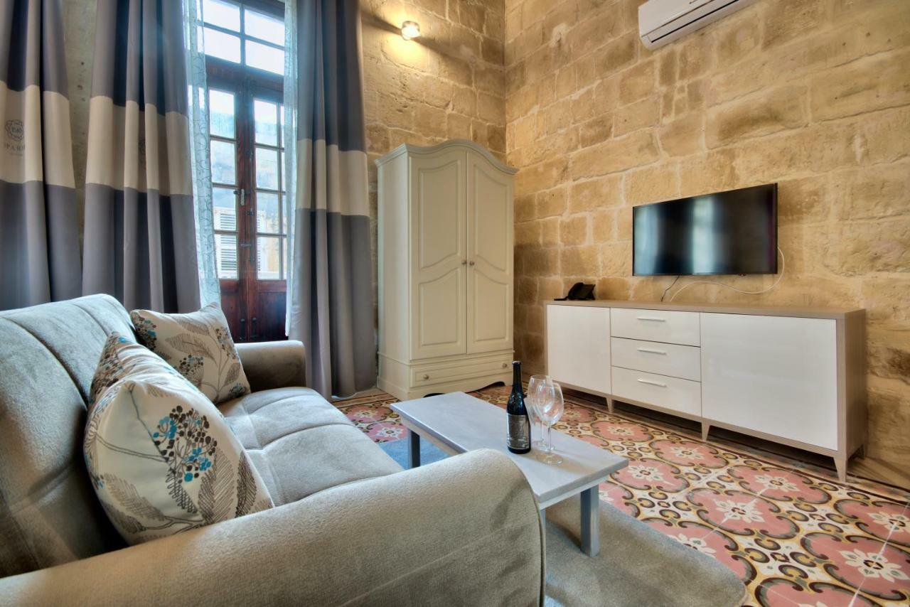 Laparelli Suites: Luxury Suite 3 Валета Екстериор снимка