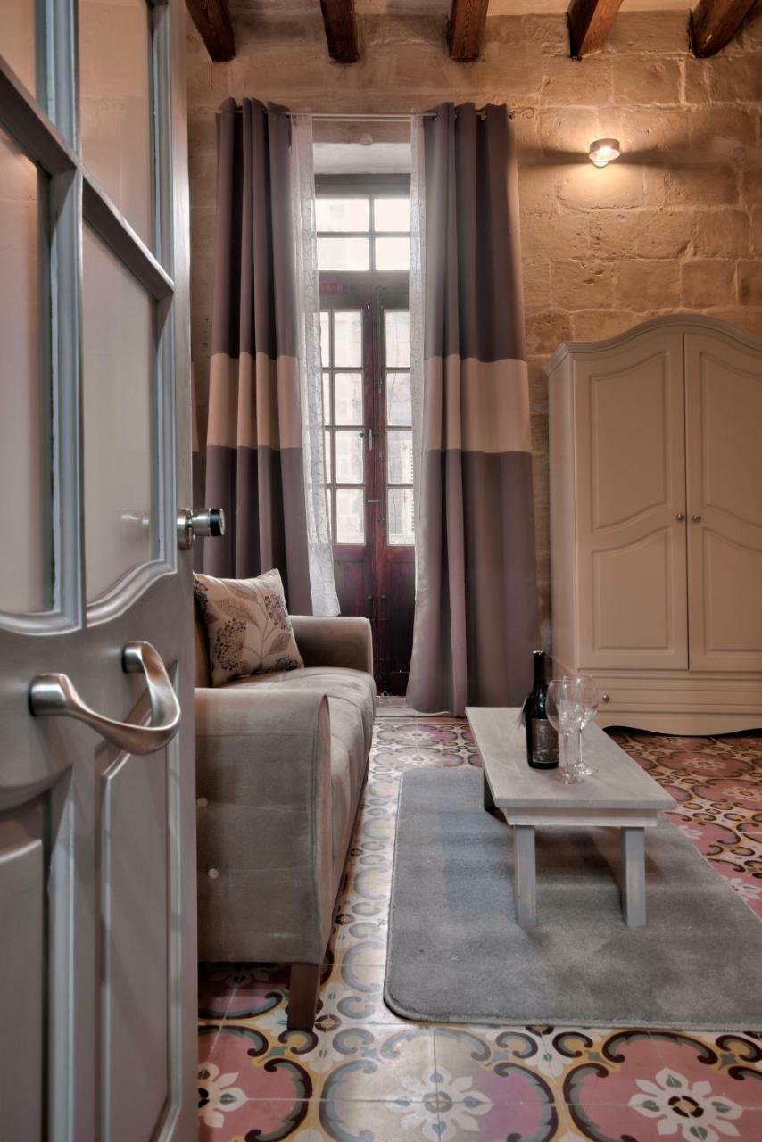 Laparelli Suites: Luxury Suite 3 Валета Екстериор снимка